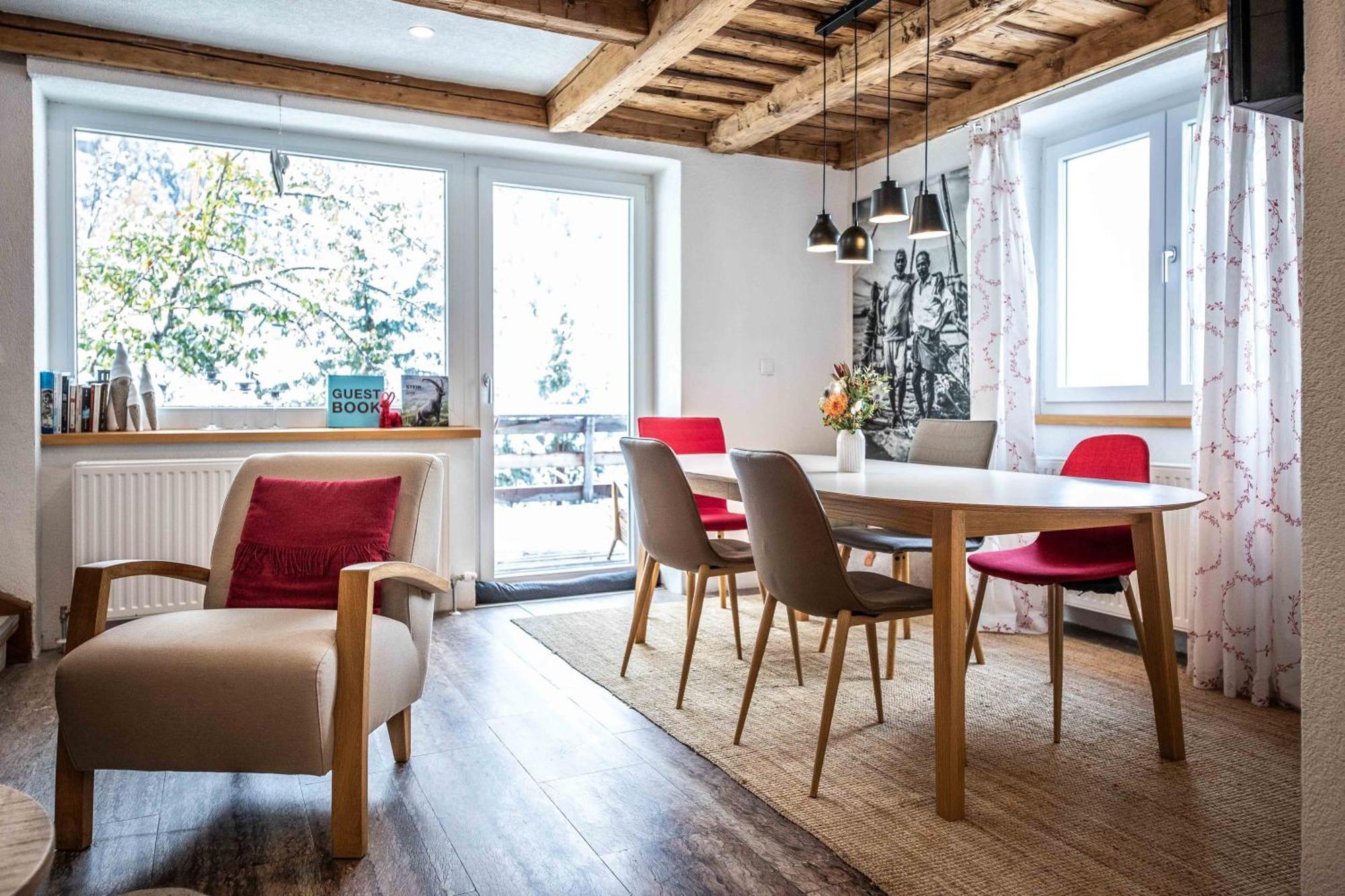 Alpinside Appartements ハイリゲンブルート エクステリア 写真