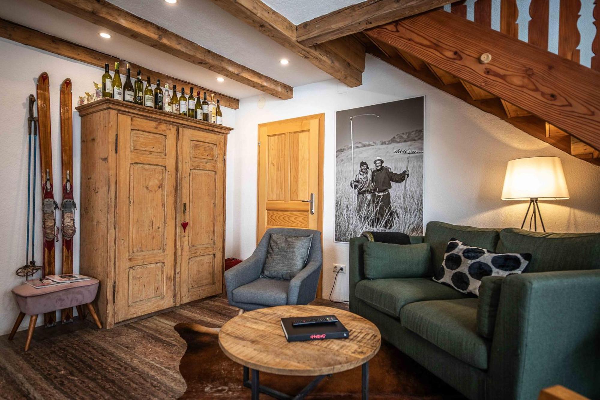 Alpinside Appartements ハイリゲンブルート エクステリア 写真